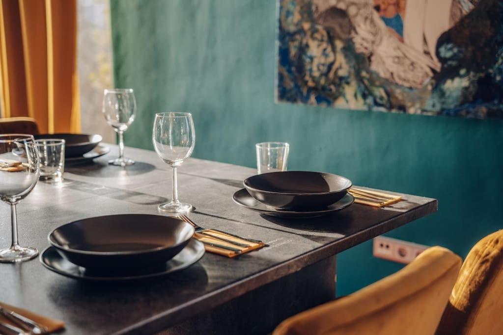 Design 3Bd Apartment Cooking Area In Architect Villa プラハ エクステリア 写真